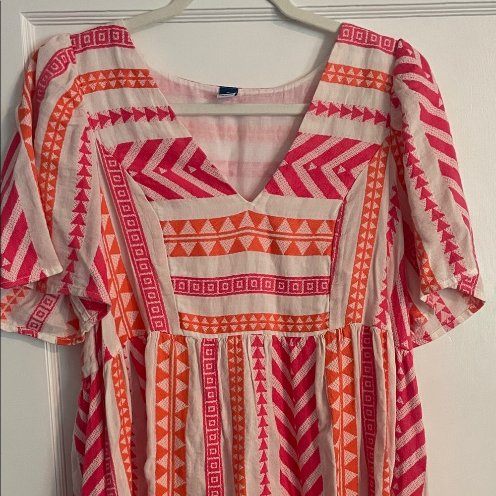 Old Navy Pink and White Top